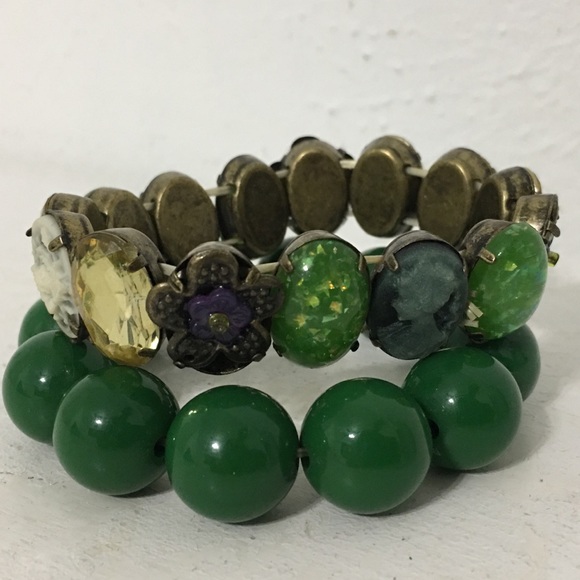 💓 Vintage Modern Cameo & Bead Stretch Bracelet Set - Picture 2 of 11